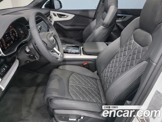 Audi Q7 — Фото автомобиля 10