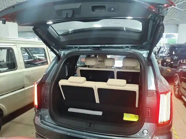 Jetour X70L — Фото автомобиля 18