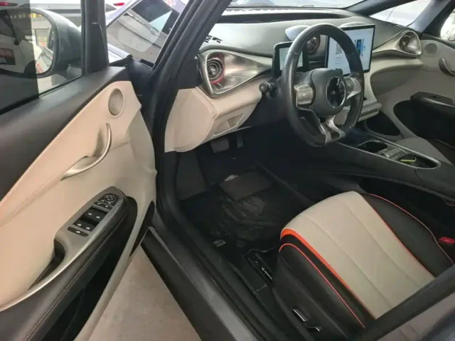 BYD Dolphin — Фото автомобиля 15