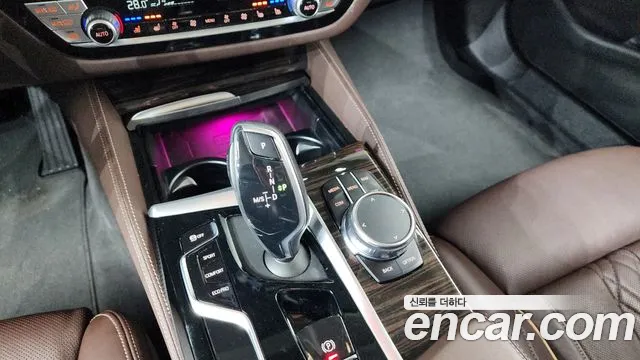 BMW 5-Series 5 серия (G30) 523d xDrive Luxury — Фото автомобиля 9