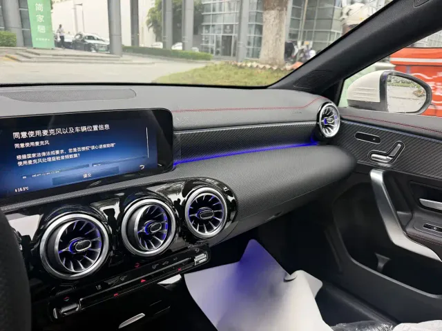Mercedes-Benz A-Class — Фото автомобиля 16
