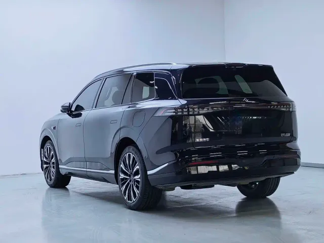 Dongfeng eπ 008 — Фото автомобиля 7