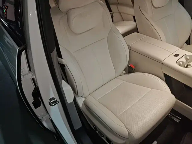 Li Auto i6 — Фото автомобиля 24