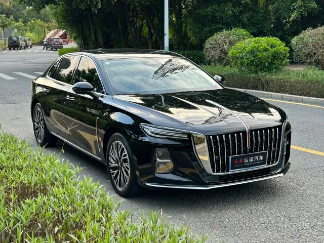 Hongqi H5 — Фото автомобиля 3