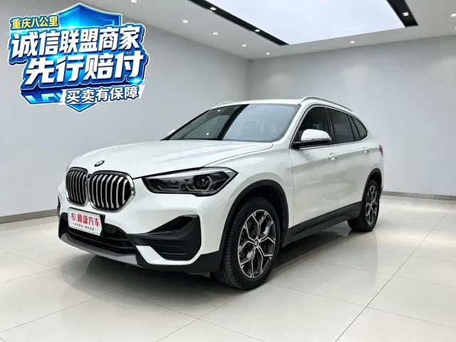 Фотография автомобиля — BMW X1