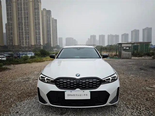 BMW 3 Series — Фото автомобиля 9