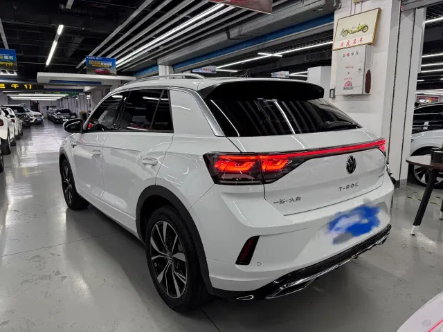 Volkswagen T-Roc — Фото автомобиля 9