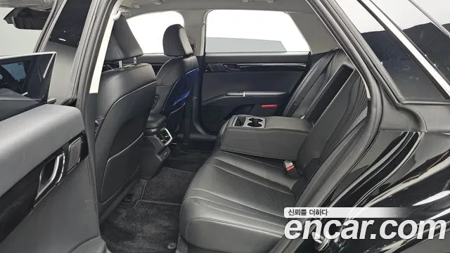 Hyundai Grandeur GN7 — Фото автомобиля 16
