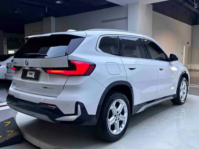 BMW X1 — Фото автомобиля 4