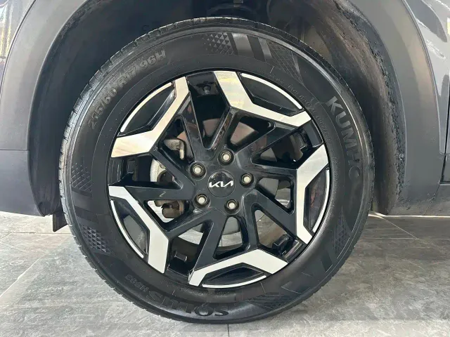 Kia Seltos — Фото автомобиля 16