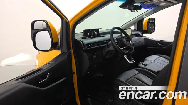 Hyundai Staria — Фото автомобиля 10
