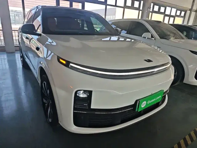 Li Auto L7 — Фото автомобиля 3