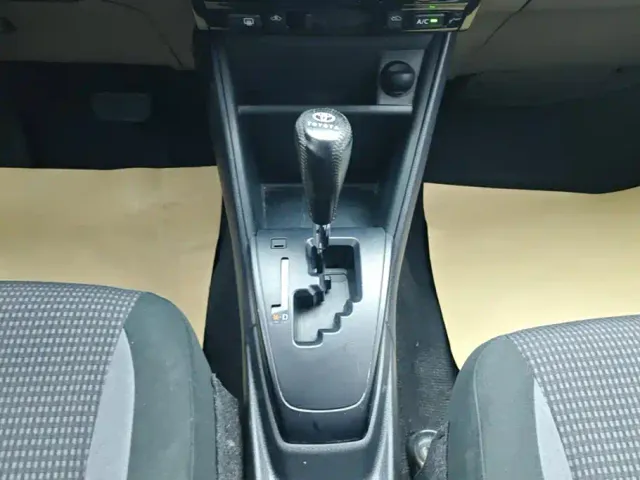 Toyota Vios FS — Фото автомобиля 16