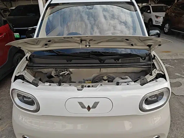 Wuling Hongguang Mini EV — Фото автомобиля 19