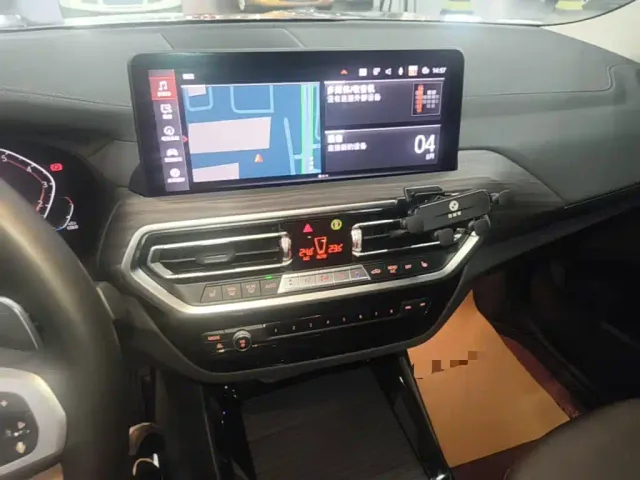 BMW X3 — Фото автомобиля 12