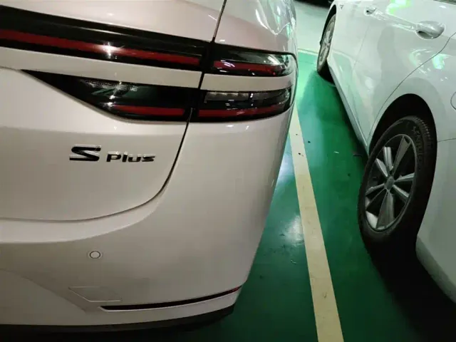 GAC Aion S Plus — Фото автомобиля 7