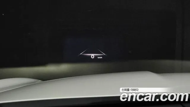 Genesis GV70 2.5T Бензин 2WD — Фото автомобиля 15