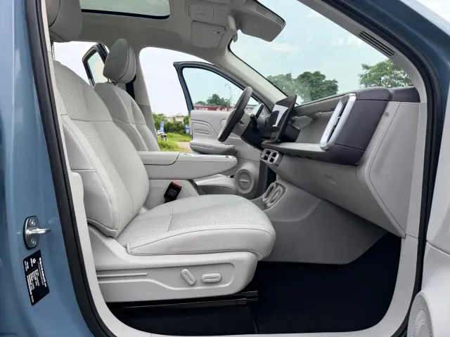 Leapmotor B10 — Фото автомобиля 16
