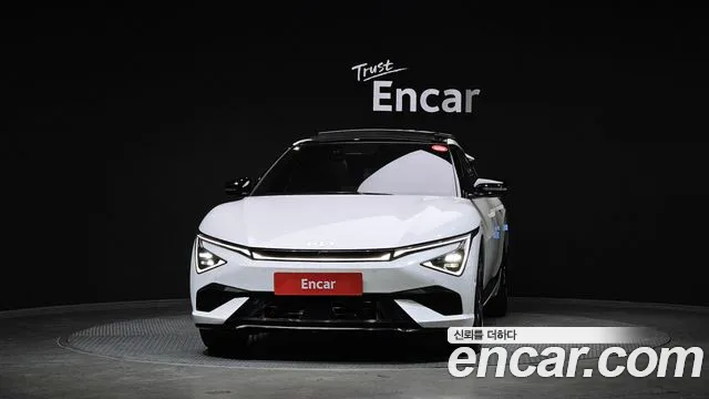 Kia EV6 — Фото автомобиля 3