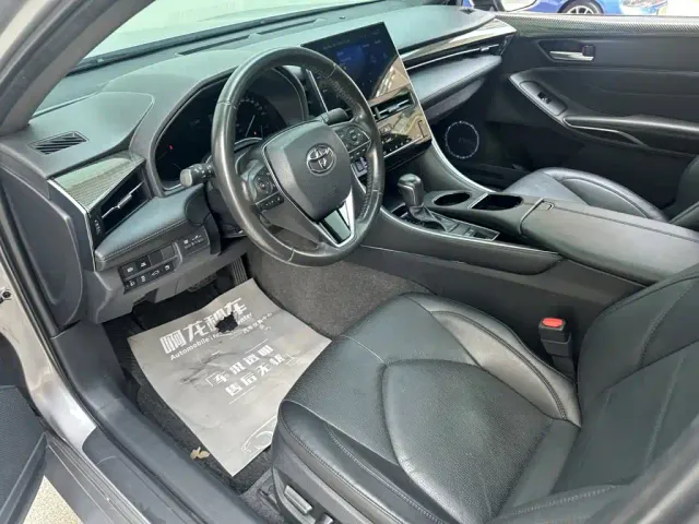 Toyota Avalon — Фото автомобиля 9