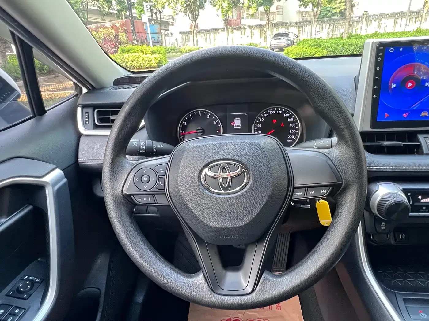 Toyota Wildlander 2022 2.0L CVT FWD Leading Edition — Фото автомобиля 20