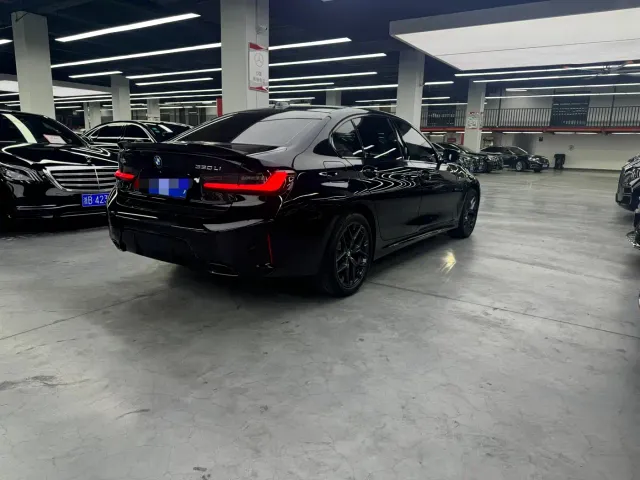 BMW 3 Series — Фото автомобиля 15