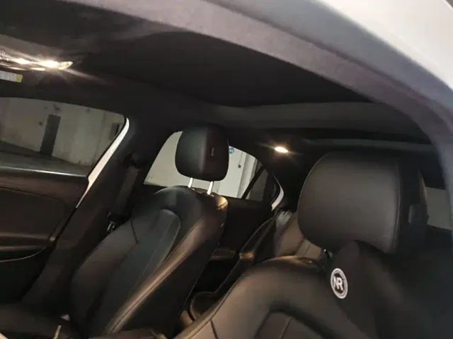 Mercedes-Benz A-Class — Фото автомобиля 14