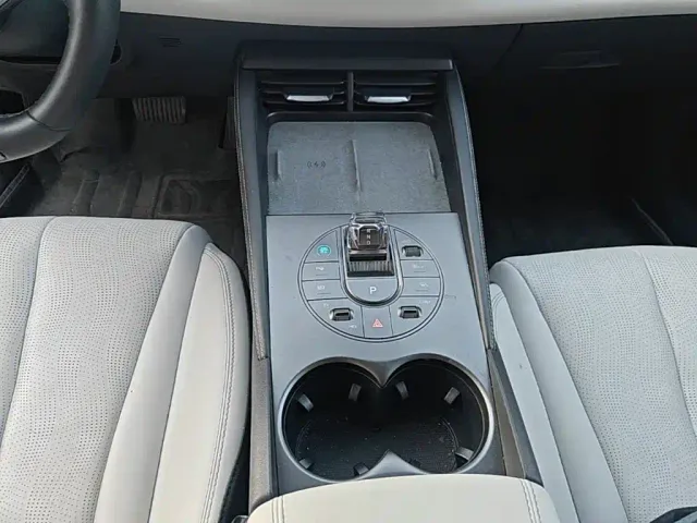 BYD Seal 06 — Фото автомобиля 13