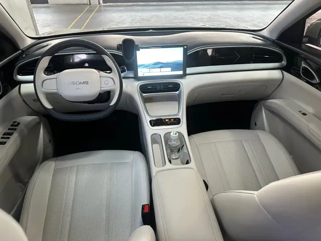Geely Starry Wish — Фото автомобиля 10