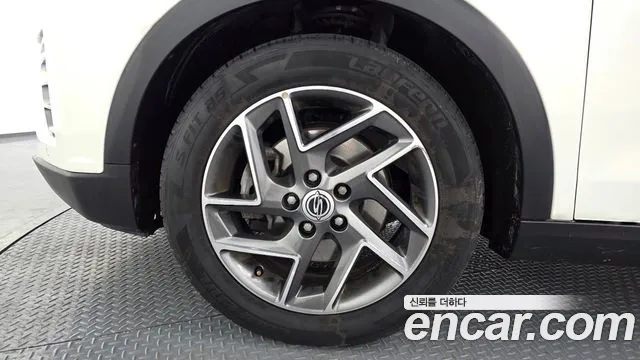 KG_Mobility_Ssangyong TIBOLI Very New Tivoli Бензин 1.5 2WD — Фото автомобиля 5
