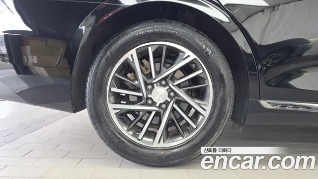 Hyundai Grandeur Новый Grandeur IG — Фото автомобиля 5