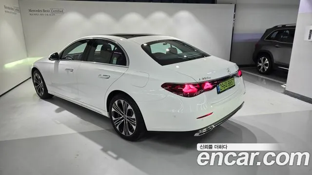 Mercedes-Benz E-Class W214 — Фото автомобиля 3