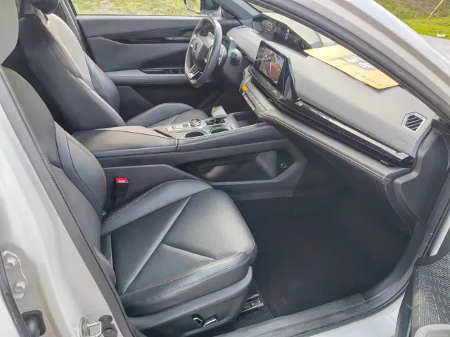 Changan Changan UNI-V 2023 1.5T Sport Edition — Фото автомобиля 5