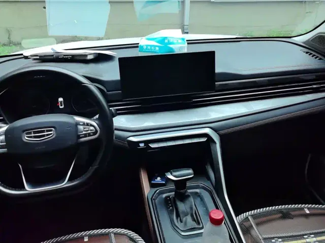 Geely Vision X6 — Фото автомобиля 12