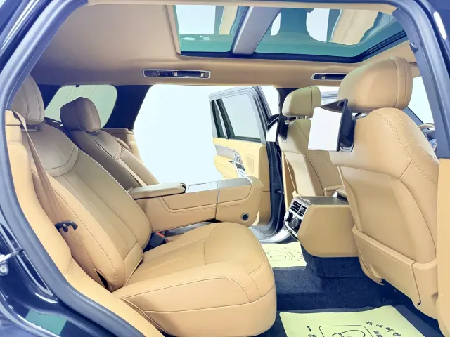 Land Rover Range Rover — Фото автомобиля 9