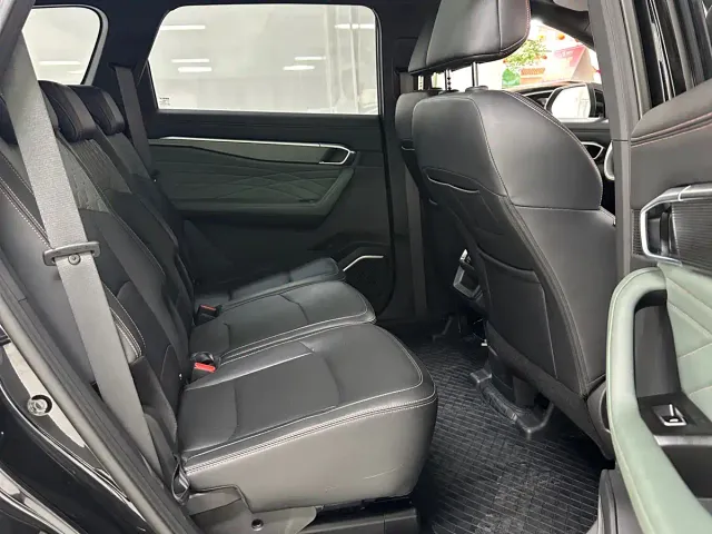 Geely Haoyue L — Фото автомобиля 13