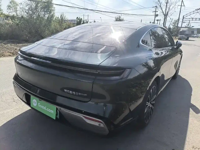 Geely Galaxy Xingyao 8 — Фото автомобиля 6