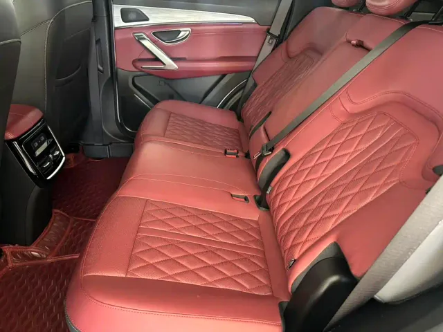 Jetour X70 Plus — Фото автомобиля 10