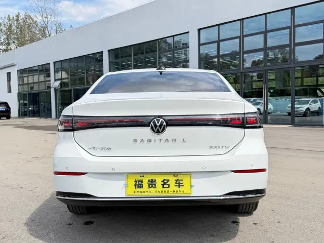Volkswagen Sagitar — Фото автомобиля 7
