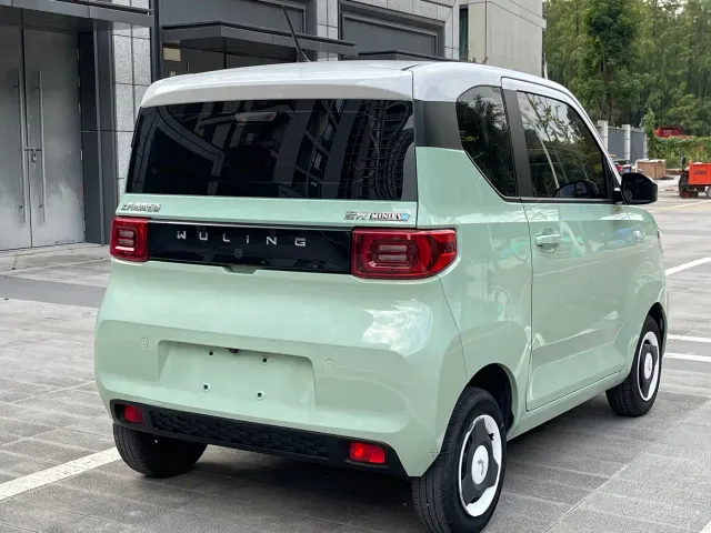 Wuling Hongguang Mini EV — Фото автомобиля 4