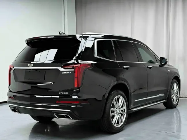 Cadillac XT6 — Фото автомобиля 11