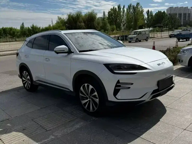 BYD Song PLUS — Фото автомобиля 3