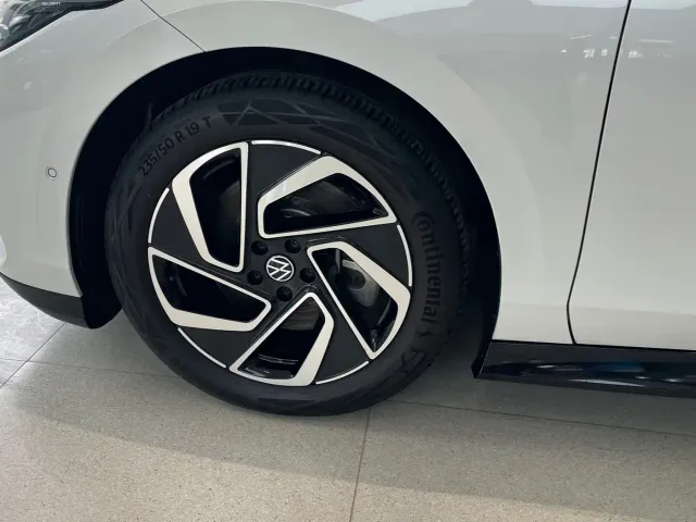 Volkswagen ID.7 Vizzion — Фото автомобиля 4