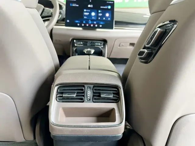 BYD Han 2022 EV Genesis Edition 715KM FWD Premium — Фото автомобиля 17
