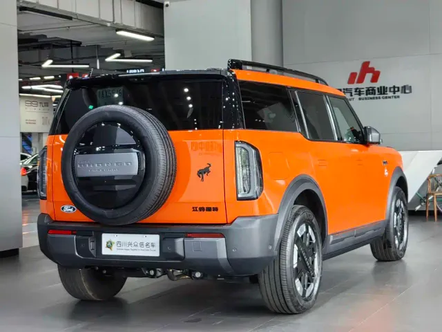 Ford Mustang NEV — Фото автомобиля 6