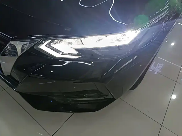 Nissan Sylphy — Фото автомобиля 23