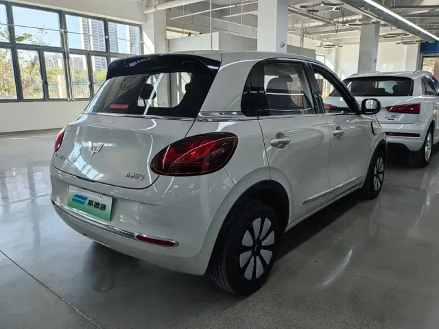 Wuling Bingo — Фото автомобиля 5