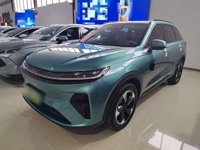 Фотография автомобиля — Haval Xiaolong MAX