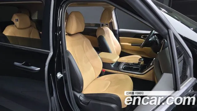 Kia Canival Carnival 4 поколение Дизель 9 мест Prestige — Фото автомобиля 9