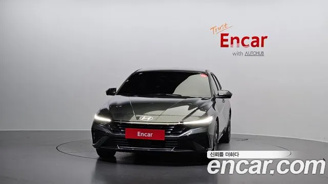 Hyundai AVANTE Inspiration — Фото автомобиля 3